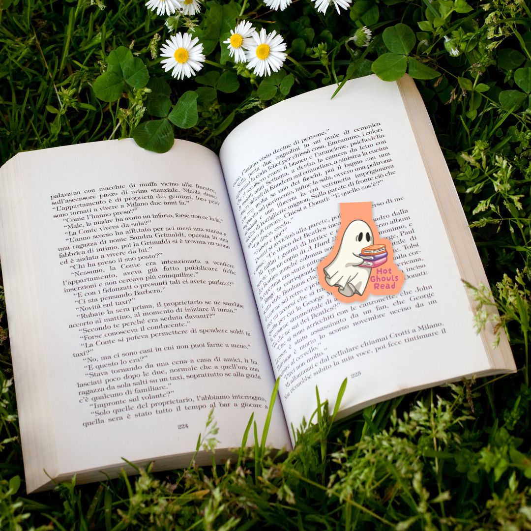 Hot Ghouls Read Cute Ghost Spooky Magnetic Bookmark