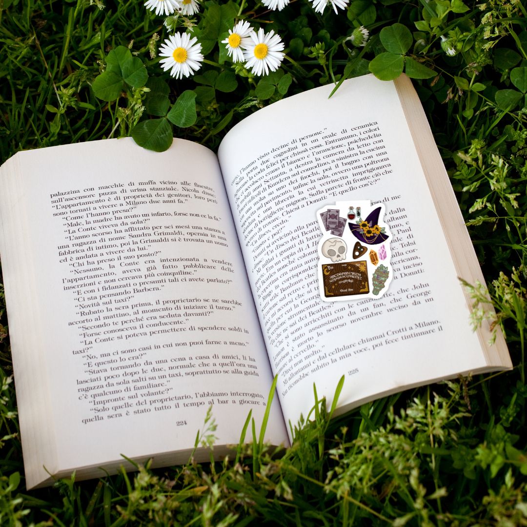 Witchy Things Dark Academia Spooky Magnetic Bookmark