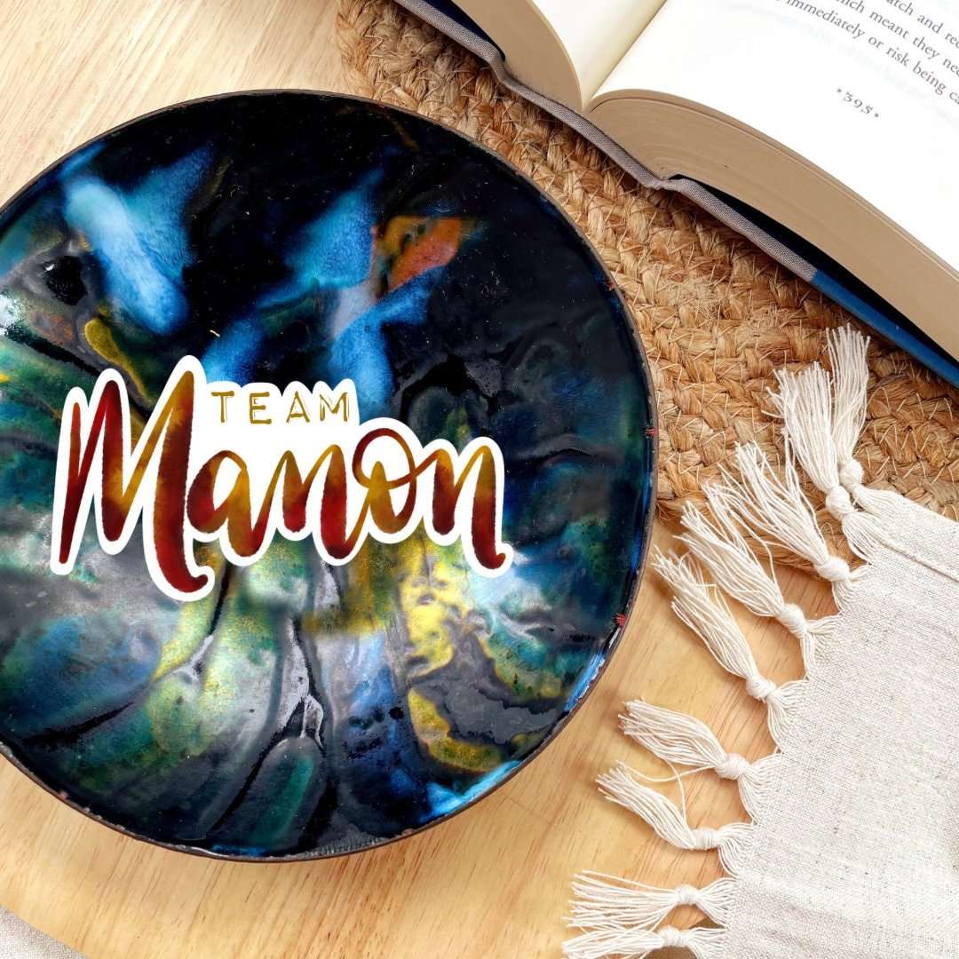 Book Girlfriend Sticker | Manon Blackbeak | Throne of Glass - Serafine Art & Design - 