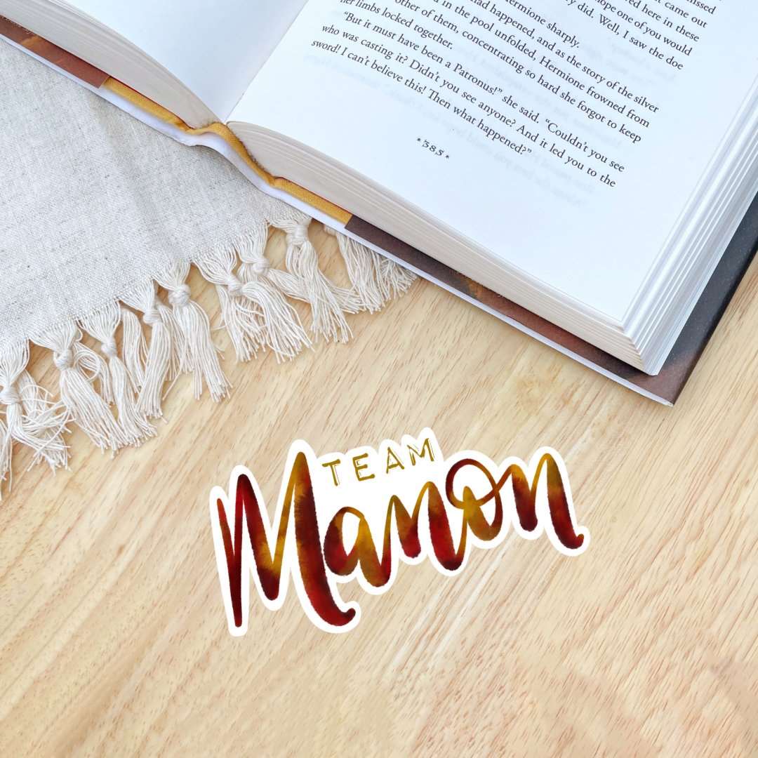 Book Girlfriend Sticker | Manon Blackbeak | Throne of Glass - Serafine Art & Design - 