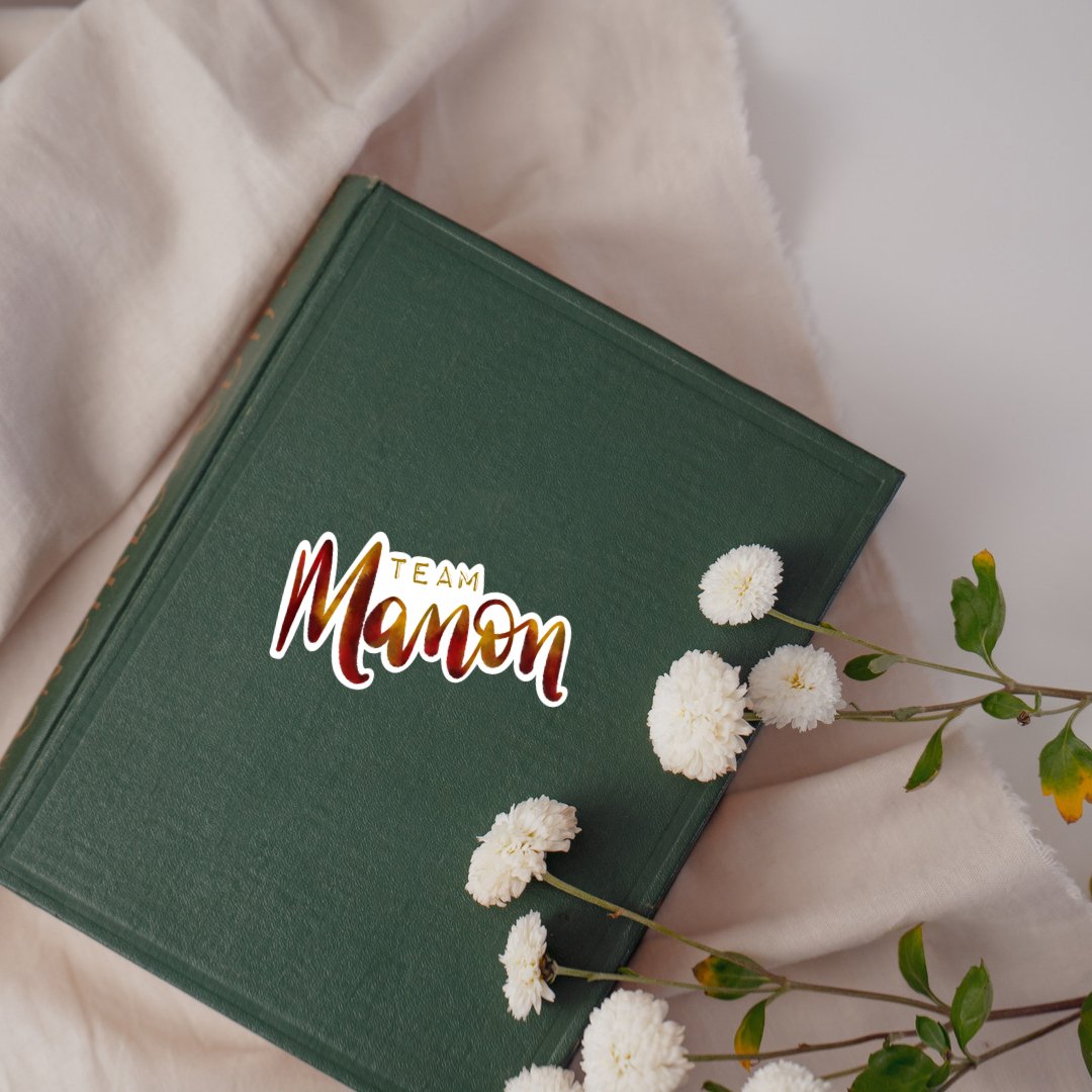 Book Girlfriend Sticker | Manon Blackbeak | Throne of Glass - Serafine Art & Design - 