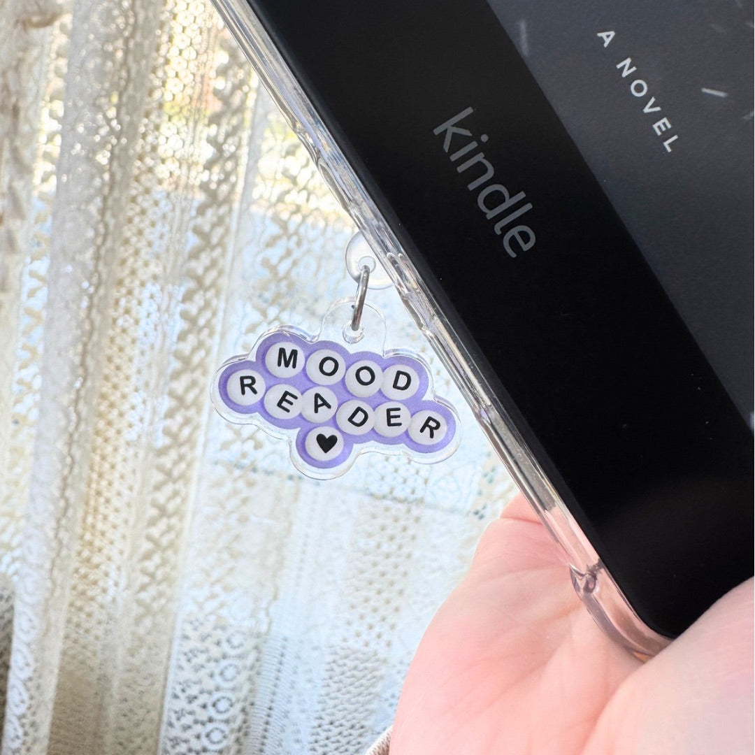 Mood Reader Friendship Bracelet Kindle Charm | Bookish USB-C Dust Plug