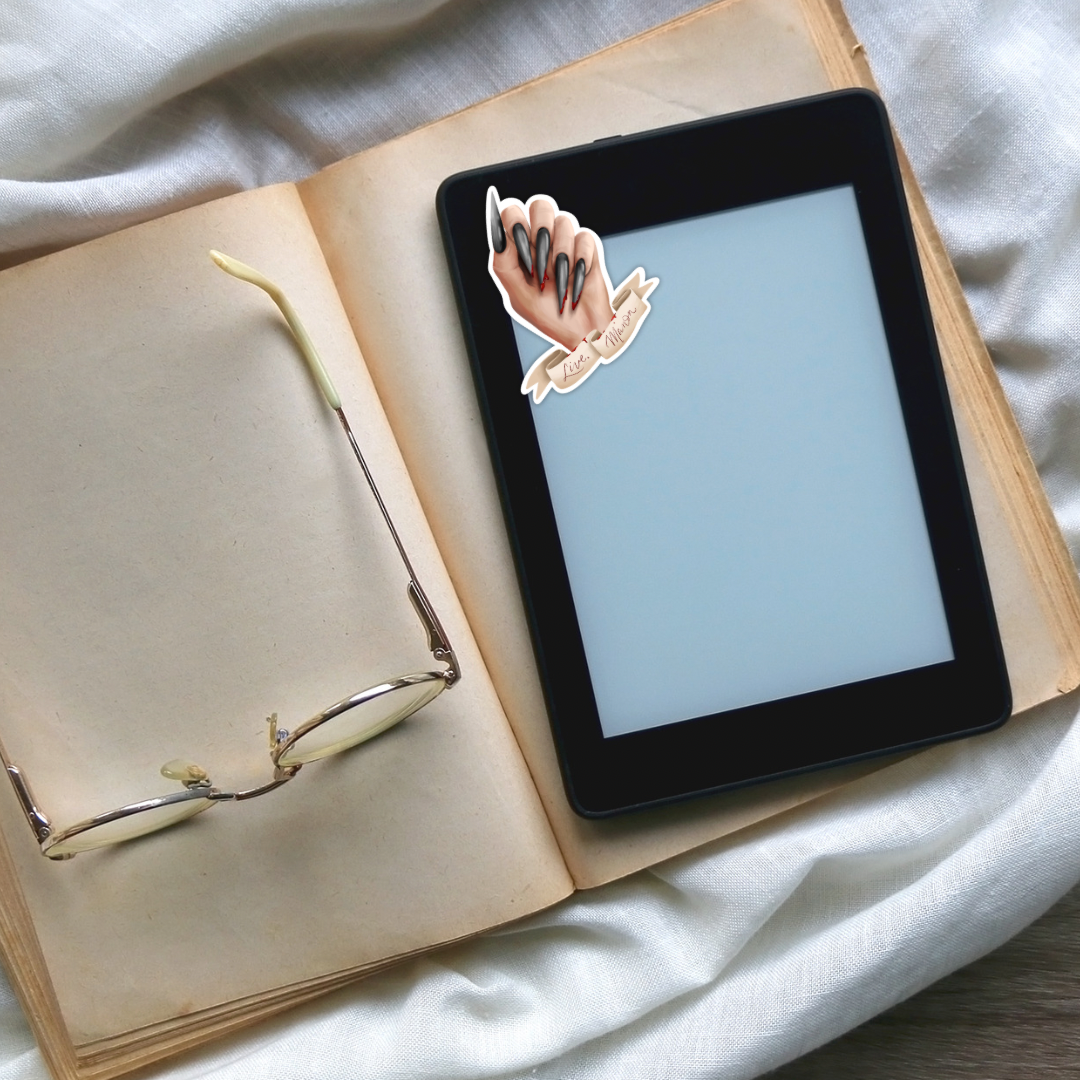 Live, Manon Sticker | Ironteeth Witch | The Thirteen | Sarah J Maas | Throne of Glass - Serafine Art & Design - 
